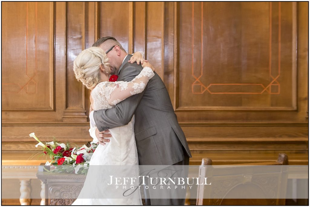 The Kiss at Braintree Town Hall