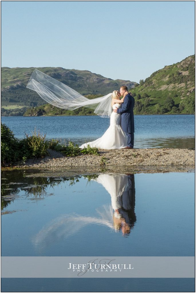 water reflection wedding photography 